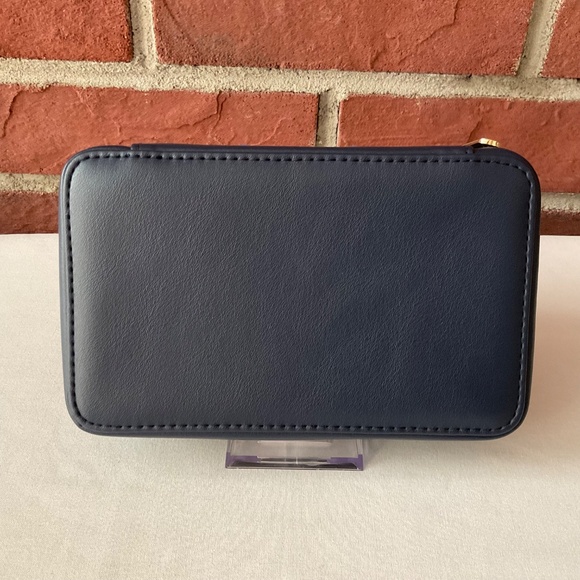 Missoni For Delta Exclusive Travel Toiletry Cosmetic Dark Navy Wave Zip Case NEW - Picture 4 of 11